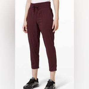 Lululemon dance studio crop 25 inch